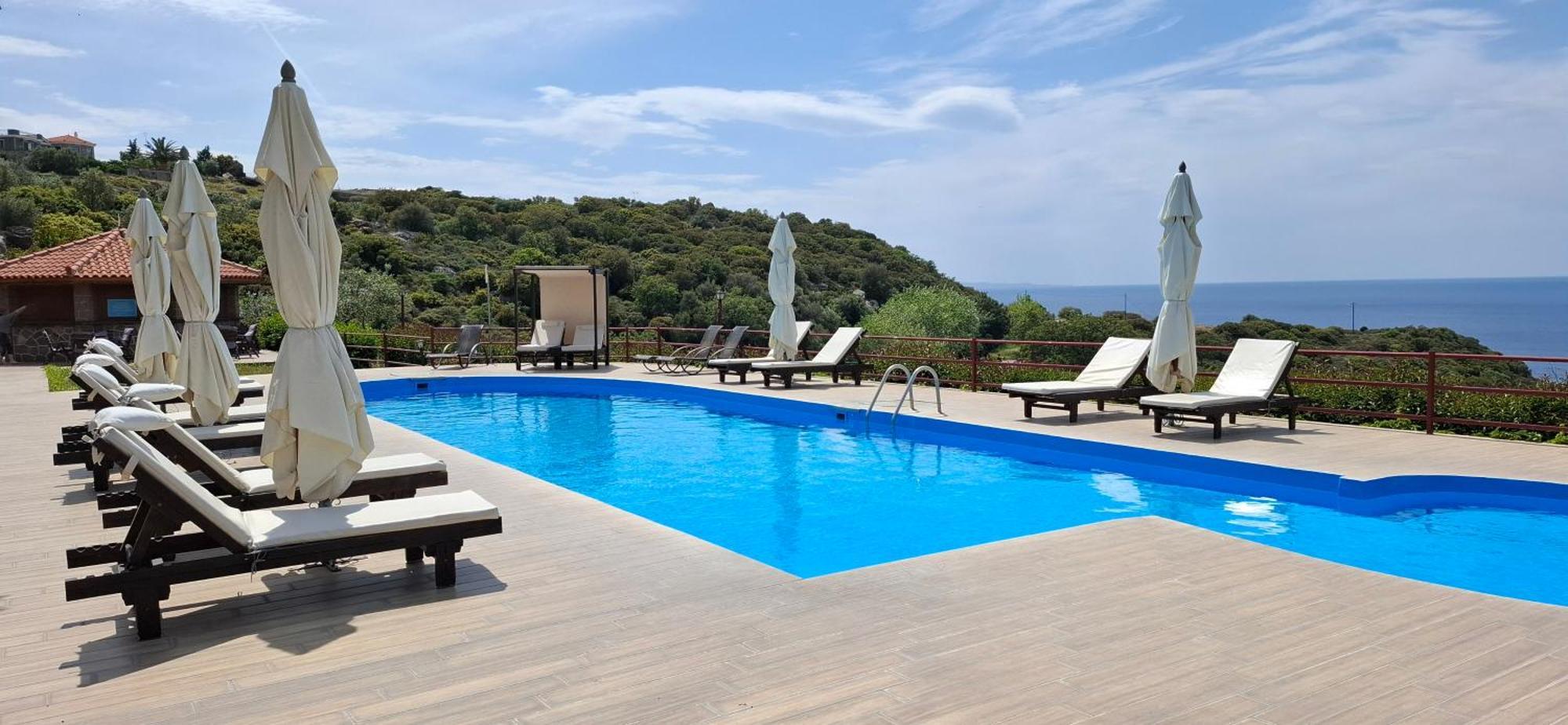 Molivos Castle Apartments มิธิมนา ภายนอก รูปภาพ